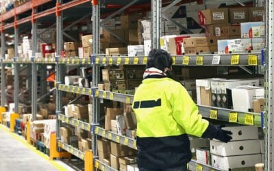Smart Warehouse and Shipment Tracking System