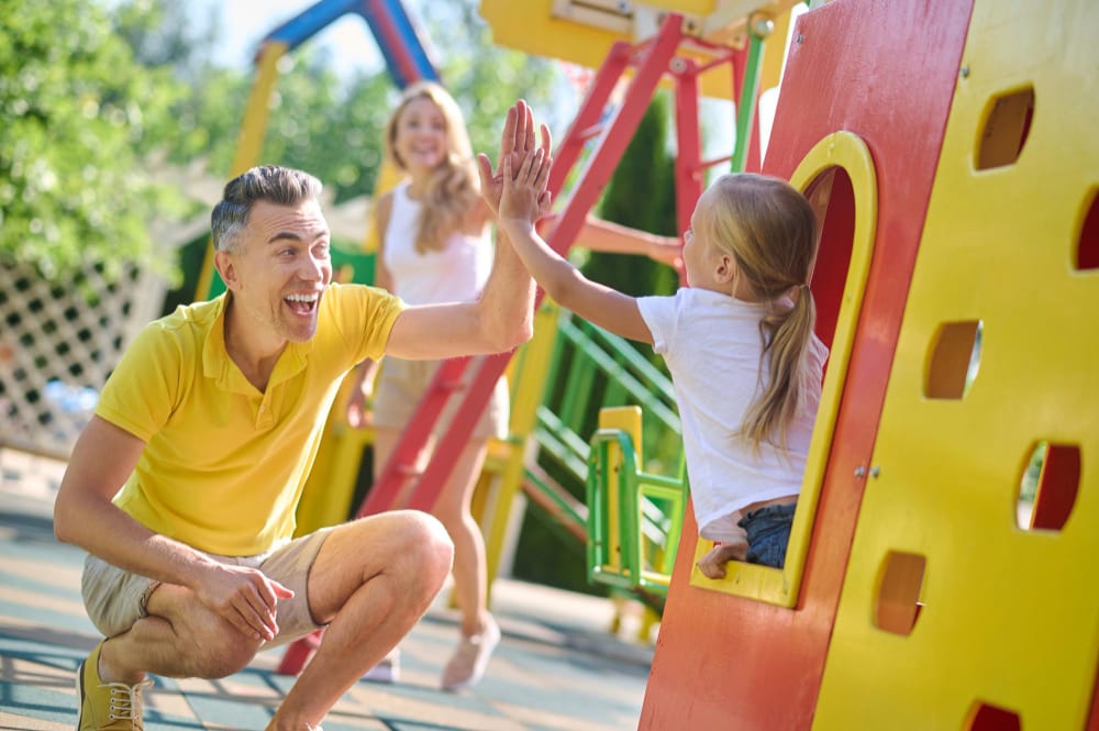 Child Tracking in Hotels via RFID